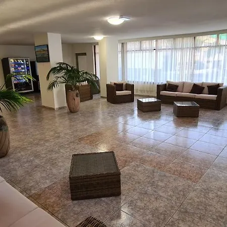 Torres Del Sol-la Perla Ocean View Apartment